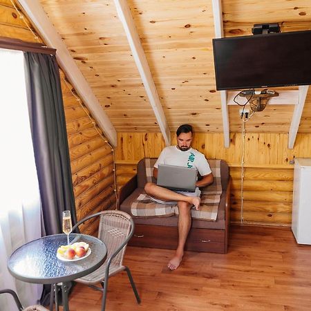 Green'S Eco Home 초르노모르스크 외부 사진